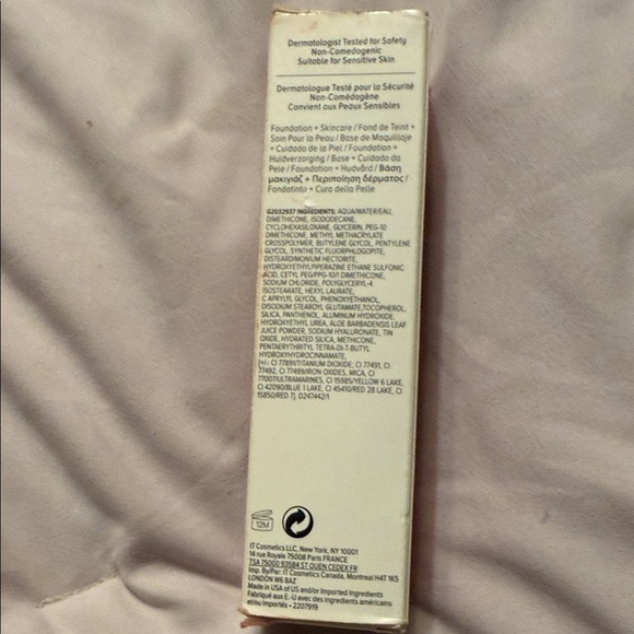 IT Cosmetics Your Skin But Better Foundation - Waterlight medium coverage Natura - Picture 3 of 8